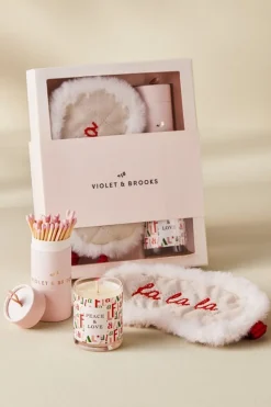 Clearance Soft Surroundings Holly Jolly Mask Gift Set White