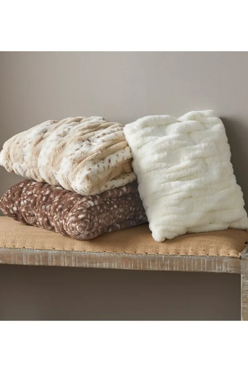 Discount Soft Surroundings La Parisienne Faux Fur Pillow