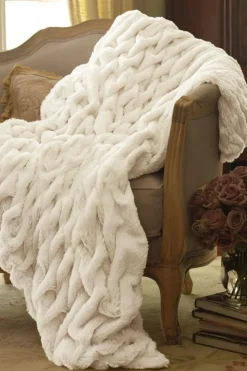 Clearance Soft Surroundings La Parisienne Faux Fur Throw