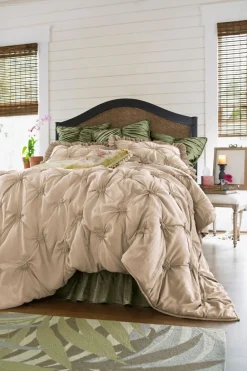 Best Soft Surroundings Lombardi Smocked Coverlet I SeaMoss