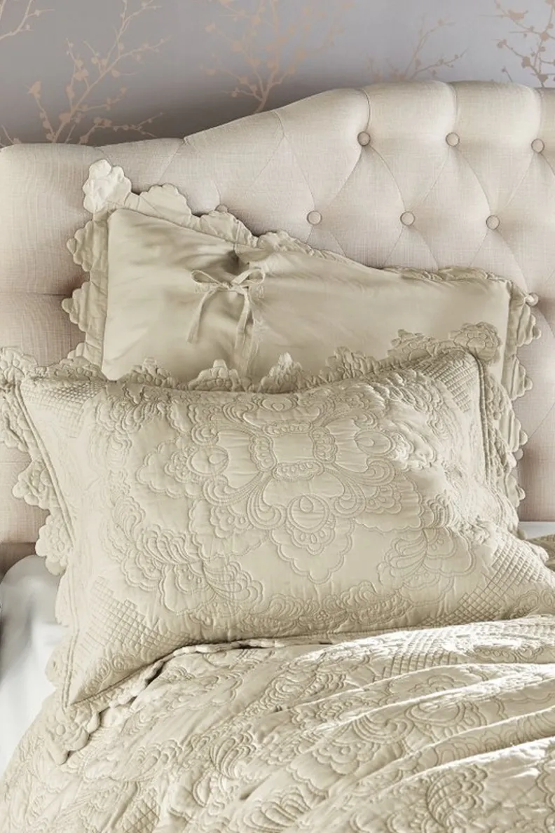 Best Soft Surroundings Marguerite Bed Sham Gardenia