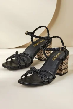 Discount Soft Surroundings Seychelles Cater To You Sandal Black