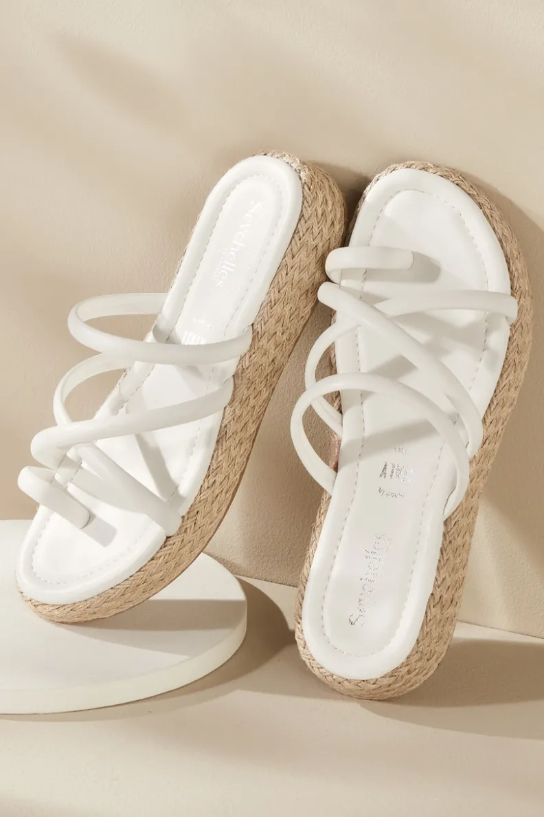 Discount Soft Surroundings Seychelles Rule The World Strappy Slide