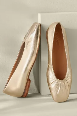 Hot Soft Surroundings Seychelles The Little Things Flats