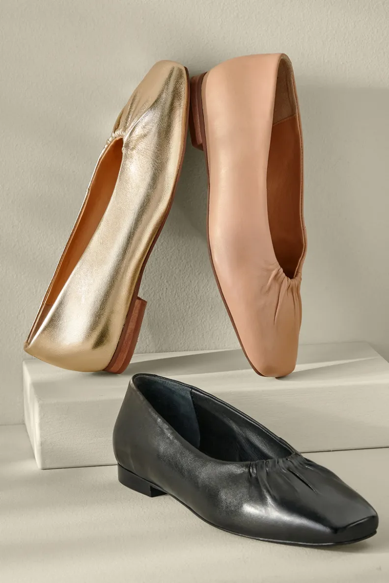 Hot Soft Surroundings Seychelles The Little Things Flats